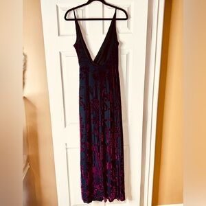 *Worn Once* Arianna by Rachel Kate Black & Purple/Mauve Floral Maxi Dress